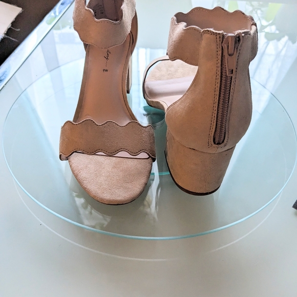 Pennington's, Scalloped edge, vegan, block heel sandals. - Picture 15 of 16